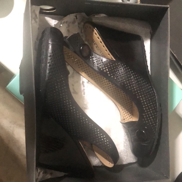 Kenneth Cole reaction wedge heel - Picture 7 of 8